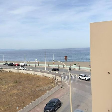 Primera Linea De Playa Y Gibraltar A 5 Minutos Ла-Линеа-де-ла-Консепсьон Экстерьер фото